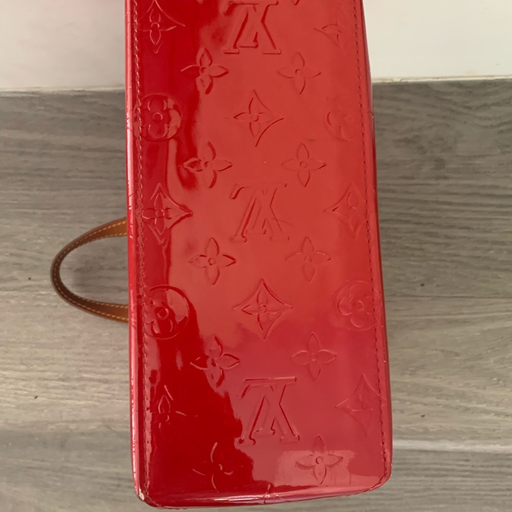 Louis Vuitton Reade vernis Monogram - Picture 8 of 8